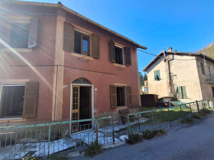 Casa trilocale in vendita in Piazza Scoffera, Scoffera, Davagna