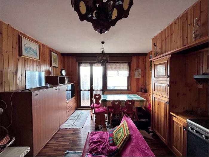Appartamento trilocale in vendita in Via Faverghera, Nevegal, Belluno