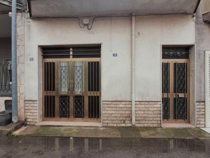 Appartamento con 6 locali in vendita in Via Francesco Saverio Nitti, Centro, San Pietro Vernotico