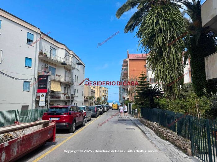 Appartamento con 6 locali in vendita in Via San Pasquale, Centro, Cefalù