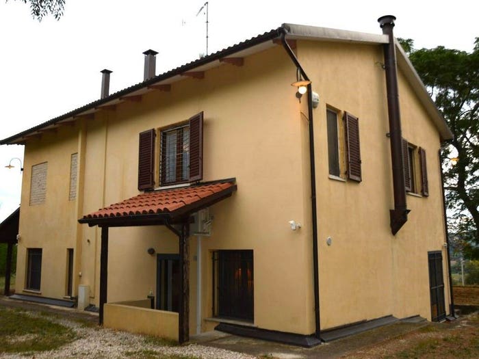 Casa con 5 locali in vendita in Osimo