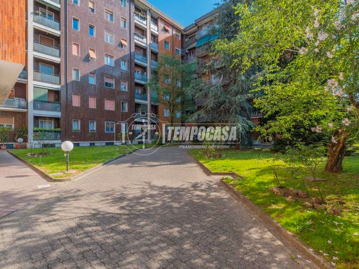 Appartamento trilocale in vendita in Via Pellegrino Rossi, Dergano, Milano