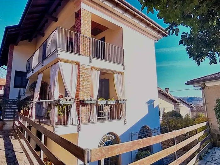 Appartamento quadrilocale in vendita in Via Madonna delle Crocette, Montrigiasco, Arona