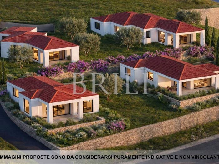 Casa con 5 locali in vendita in Via Alessandro Vincentelli, Loiri, Loiri Porto San Paolo