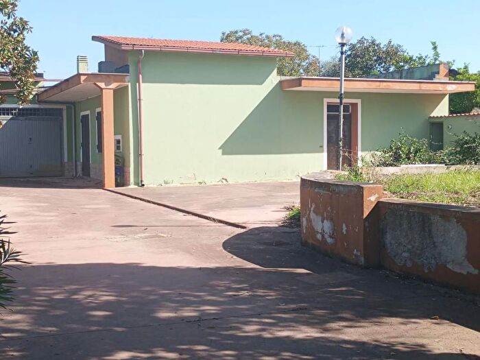 Casa con 5 locali in vendita in Via Monviso, Casalazzara Torre Bruna, Aprilia
