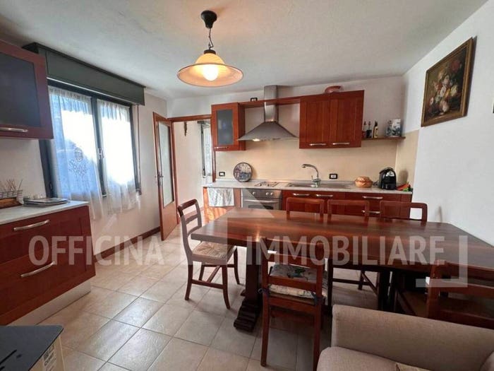 Appartamento quadrilocale in vendita in Via Selvetta, Forcola