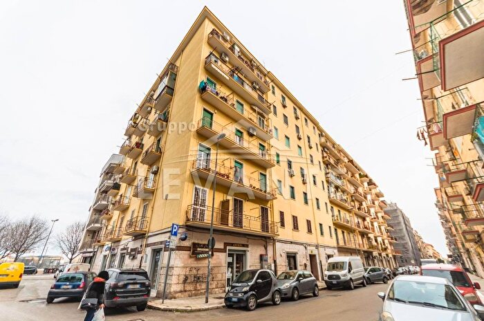 Appartamento quadrilocale in vendita in Via Montegrappa, Foggia