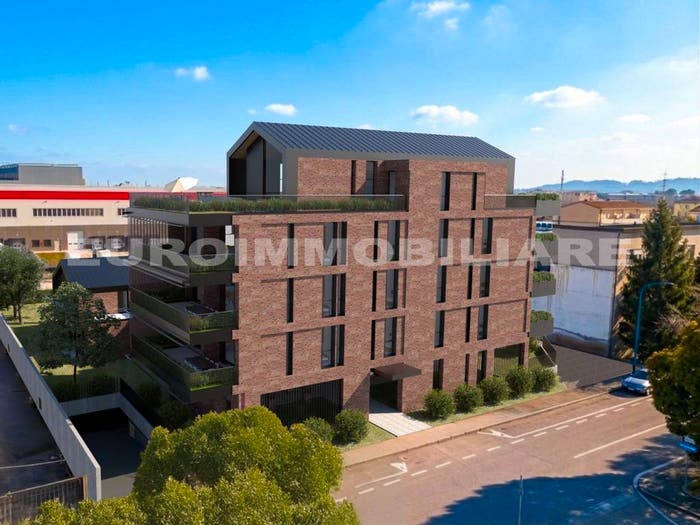 Appartamento quadrilocale in vendita in Via Luigi Reverberi, Via Veneto Borgo Trento, Brescia