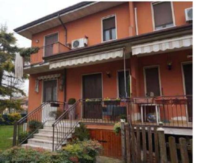 Appartamento in vendita in Via Ungaretti n, Montanara, Curtatone
