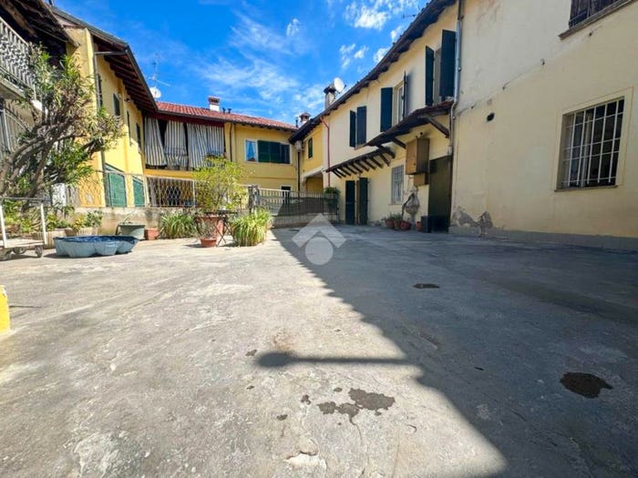 Casa quadrilocale in vendita in Via G G Morando, Centro, Lograto