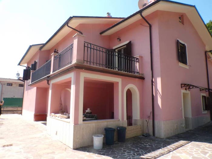 Casa con 6 locali in vendita in Località Coste di Caravetto, Torricella in Sabina