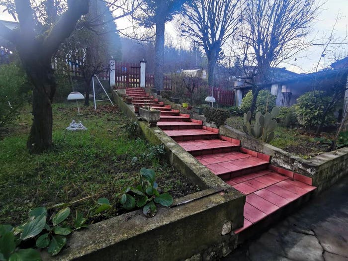 Casa quadrilocale in vendita in Località Chiavenna Rocchetta, Lugagnano Val d'Arda