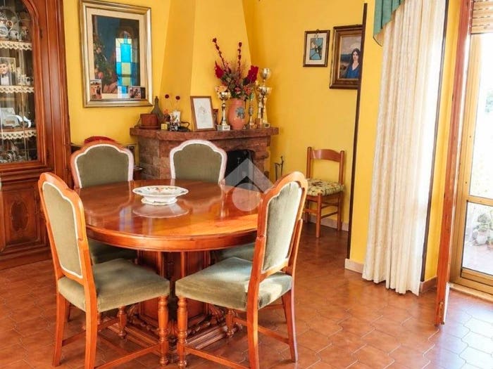 Appartamento quadrilocale in vendita in Via Giovanni XXIII, Olevano Romano