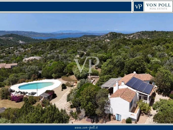 Casa con 6 locali in vendita in La Mendula, Baja Sardinia, Arzachena