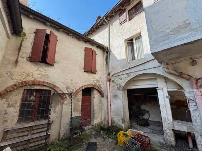 Casa con 6 locali in vendita in Via dei Mille, Centro, Cremona