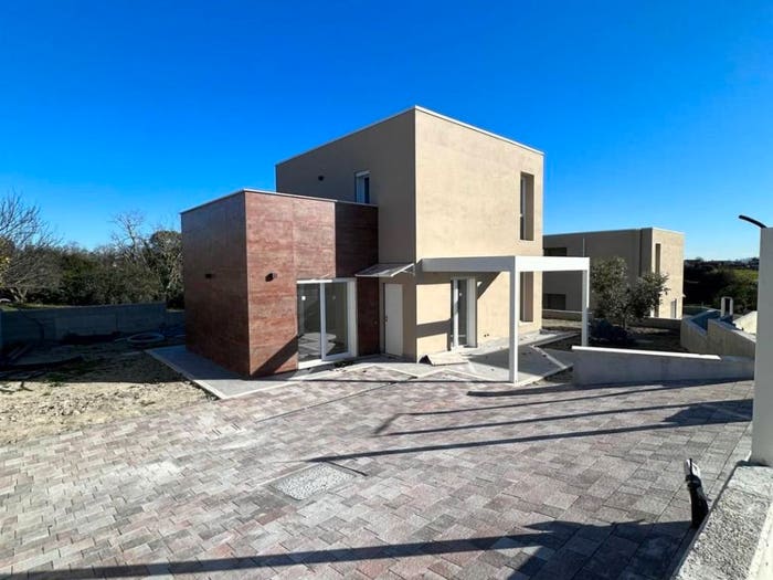 Casa quadrilocale in vendita in Via Vittorio Gauthier, Aranova, Fiumicino