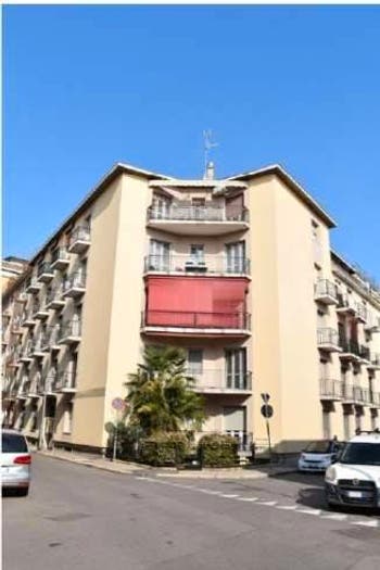 Appartamento quadrilocale in vendita in Via Gorizia Novara NO Italia, Porta Mortara, Novara