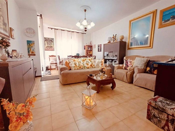 Appartamento con 5 locali in vendita in Baratta, Olbia
