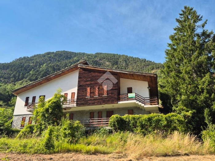 Casa con 6 locali in vendita in Frazione La Cleivaz, Valpelline