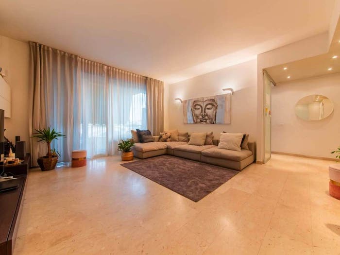 Appartamento trilocale in vendita in via Corno Di Cavento, San Siro, Milano