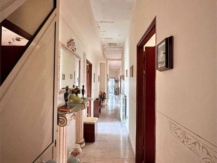 Appartamento con 6 locali in vendita in Via G alessi, Centro, Noto