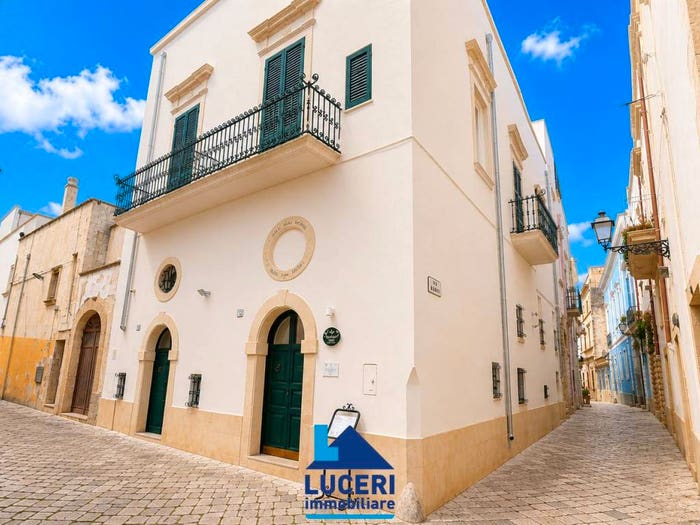 Casa con 6 locali in vendita in Via Mory, Centro, Galatina