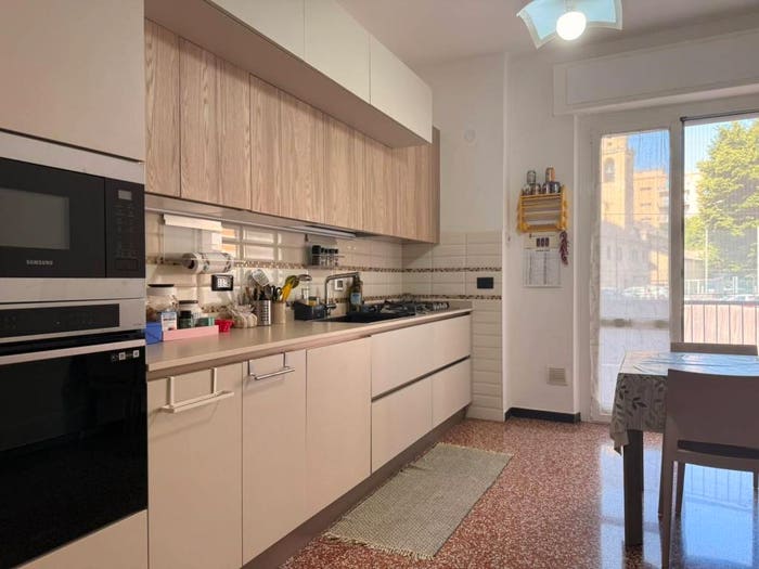 Appartamento con 5 locali in vendita in Via Voltri, Voltri, Genova