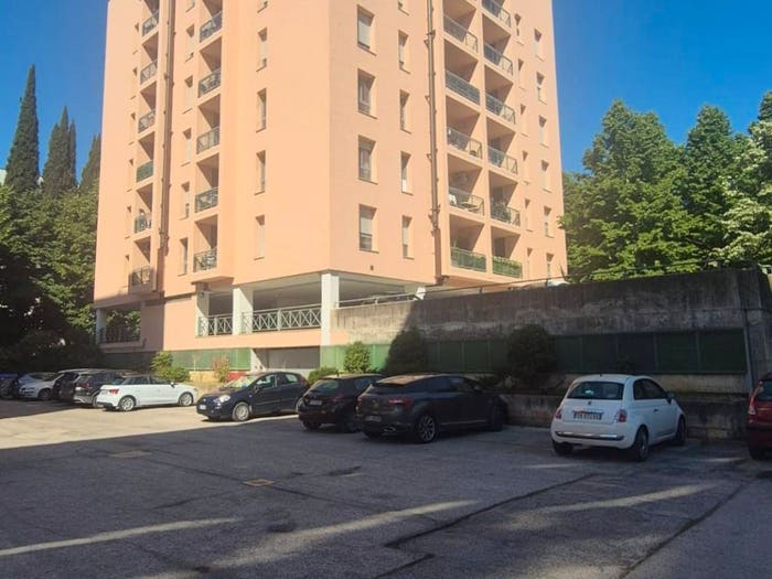 Appartamento trilocale in vendita in Via Cortonese, Semicentro Stazione, Perugia