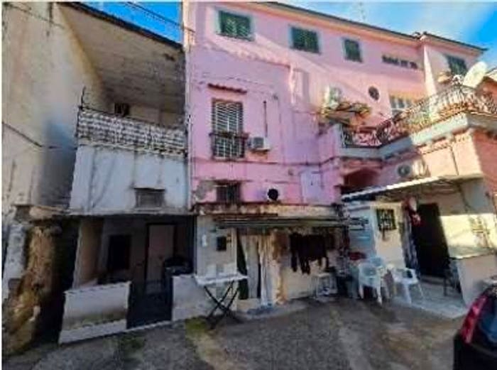 Appartamento bilocale in vendita in Via case riccardi zona ponticelli, Ponticelli, Napoli
