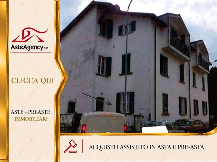Appartamento quadrilocale in vendita in via XXV Aprile, Centro, Vedano Olona