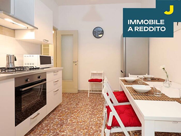Appartamento con 5 locali in vendita in Via Portuense, Trastevere, Roma