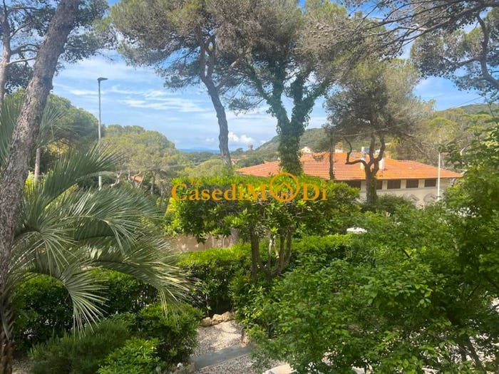 Casa quadrilocale in vendita in Via Shelley Percy Bysshe, Quercianella, Livorno