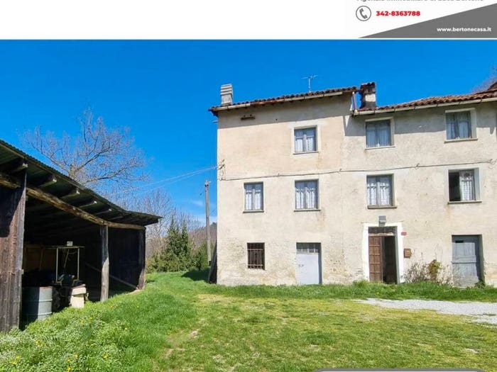 Casa con 6 locali in vendita in Via Aprile, Centro, Mallare