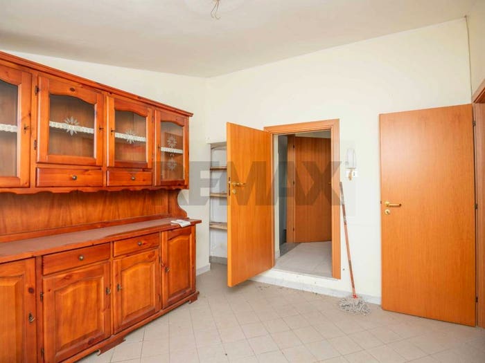 Casa trilocale in vendita in Via Alba, Centro, Caltagirone