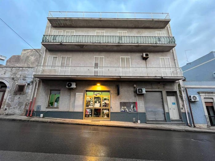 Casa con 6 locali in vendita in Via Indipendenza n, Centro, Pachino