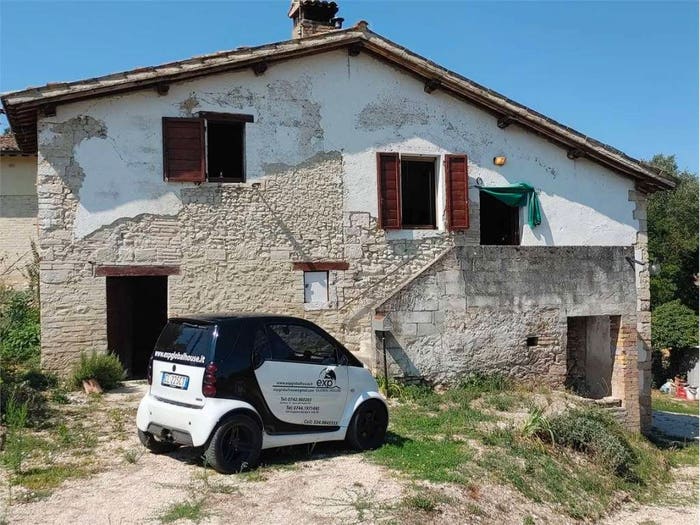 Casa con 6 locali in vendita in Giano dell'Umbria