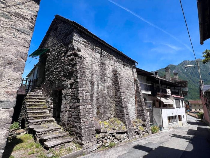 Casa bilocale in vendita in Via Torre, Pallanzeno