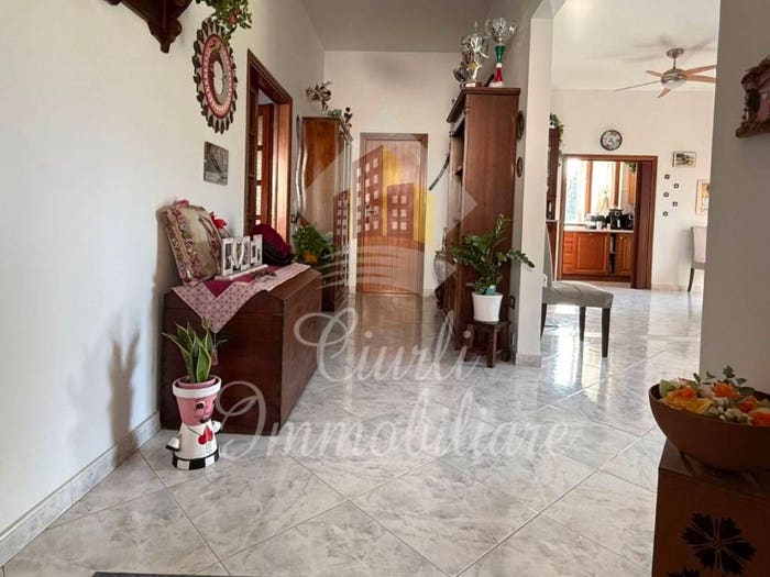 Appartamento con 5 locali in vendita in Venturina, Campiglia Marittima