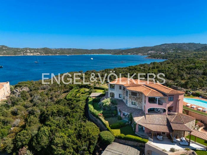 Appartamento trilocale in vendita in Porto Cervo, Arzachena