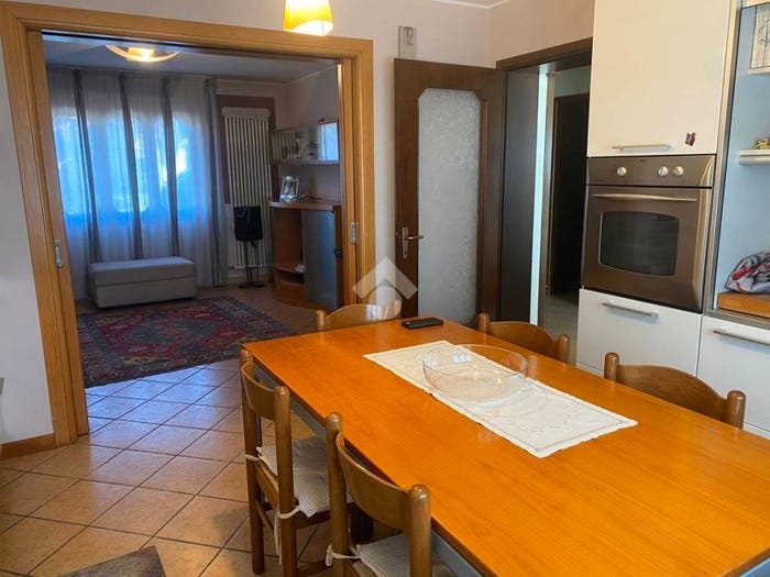 Casa con 6 locali in vendita in Via Soranzetta, Castelfranco Veneto