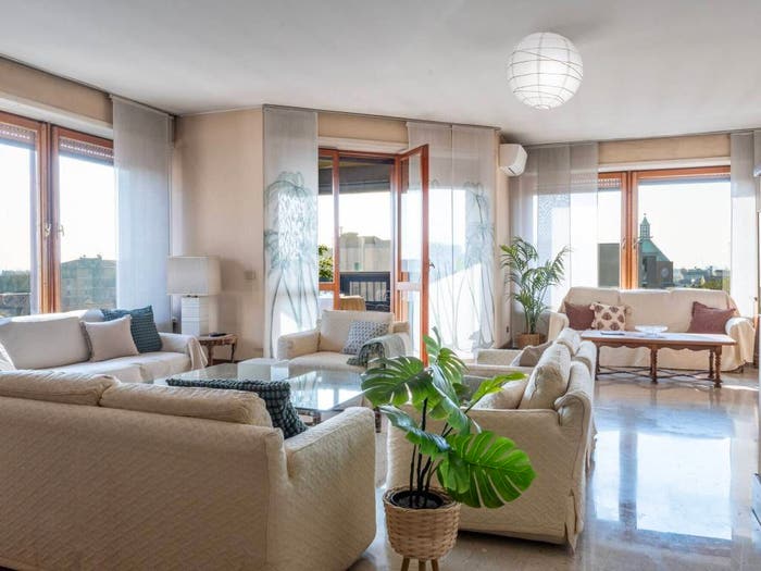 Appartamento con 6 locali in vendita in Via Antonio Fogazzaro, Montenero, Milano