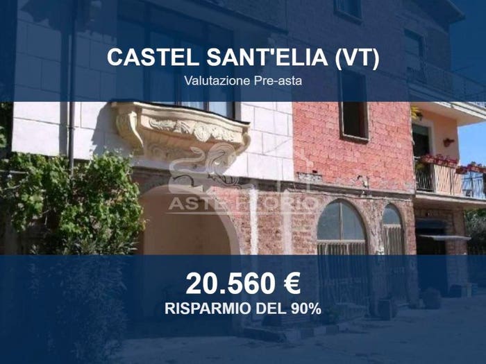 Appartamento con 6 locali in vendita in Via dei Saetta snc, Centro, Castel Sant'Elia