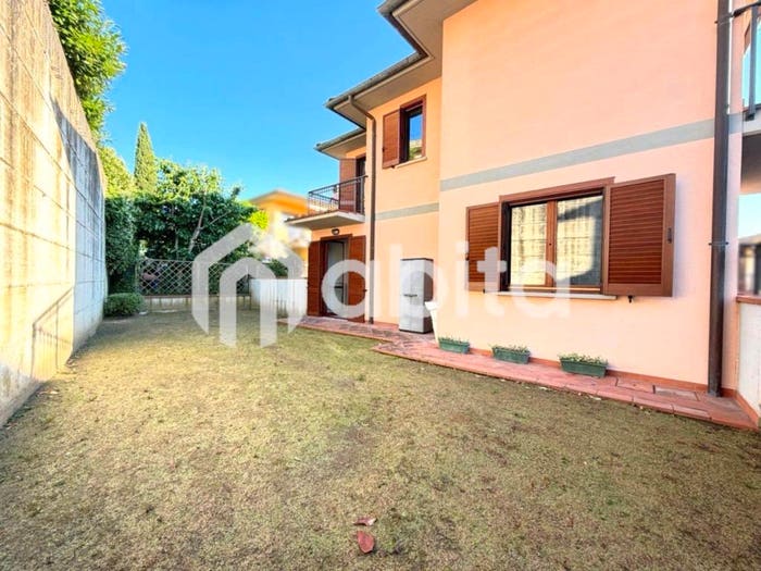 Casa con 6 locali in vendita in Via del Poggiolino, Poggiolino, Figline e Incisa Valdarno