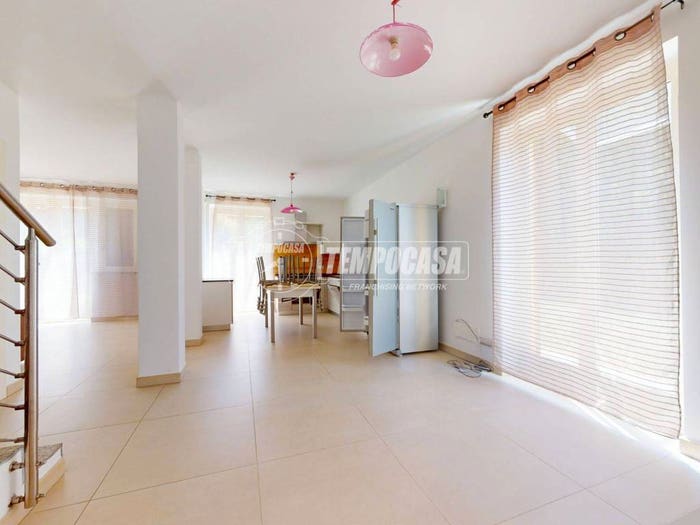 Casa con 5 locali in vendita in Centro, La Morra