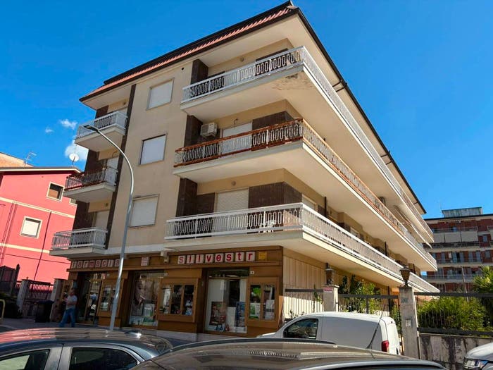 Appartamento con 6 locali in vendita in Via Lazio, Centro, Isernia