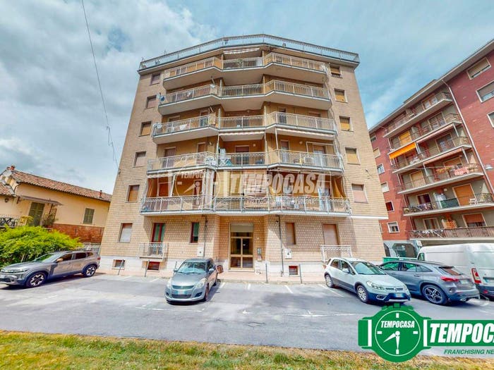 Appartamento quadrilocale in vendita in Via Ottavio Morelli, Centro, Acqui Terme