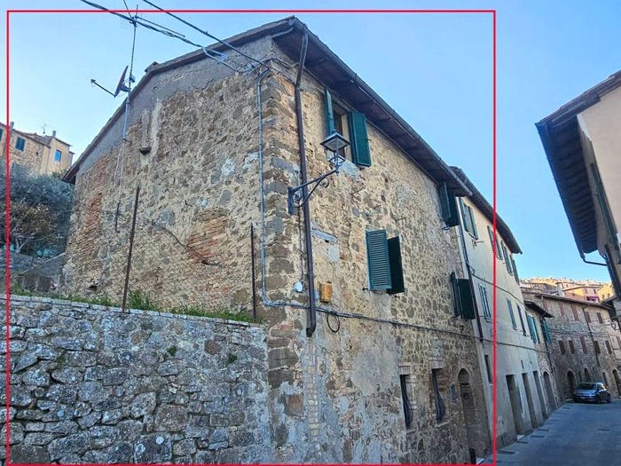 Appartamento con 6 locali in vendita in via moglio, Centro, Montalcino