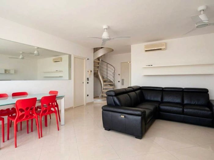 Casa quadrilocale in vendita in Viale Roma, Cesenatico Levante, Cesenatico