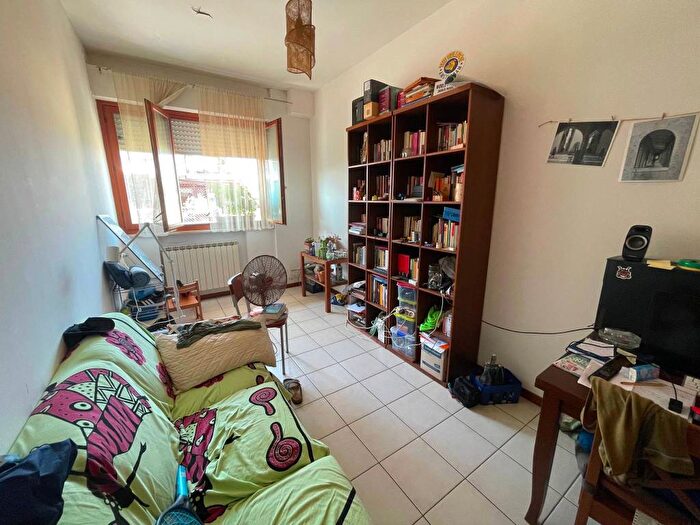 Appartamento trilocale in vendita in Via Vittoria Nenni, Posatora, Ancona