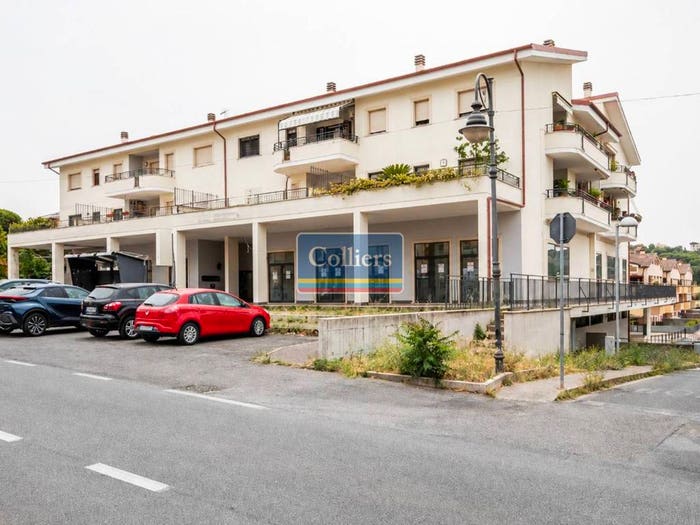 Appartamento trilocale in vendita in Via Cesare Colizza, Centro, Marino